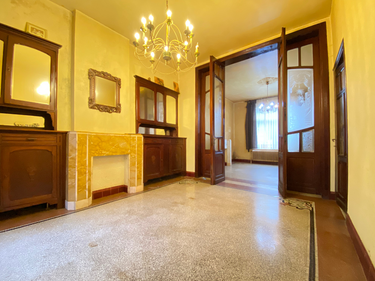 A vendre Maison 4 façades à Houdeng-Aimeries