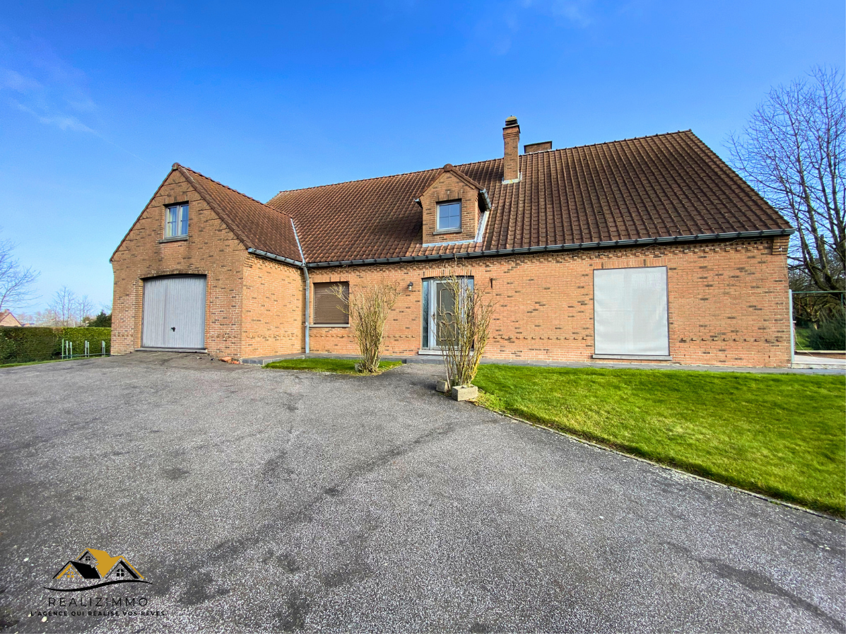 Magnifique villa entourée d’un jardin arboré à Liberchies