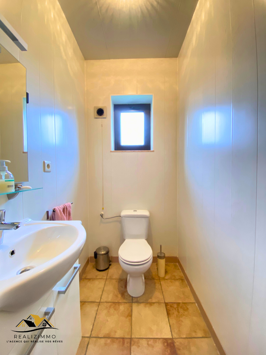 Magnifique villa entourée d’un jardin arboré à Liberchies