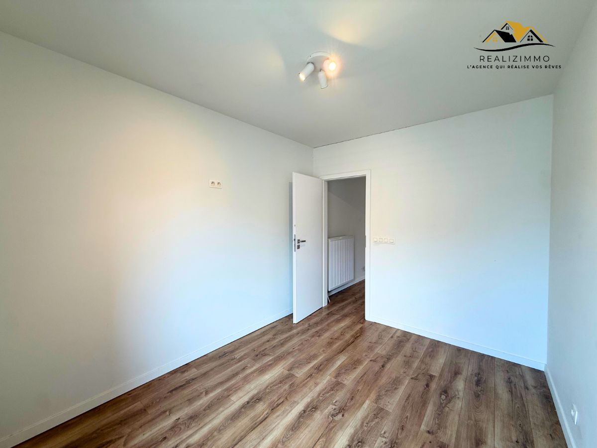 Apparemment entièrement rénové, 1 chambre à La Louvière