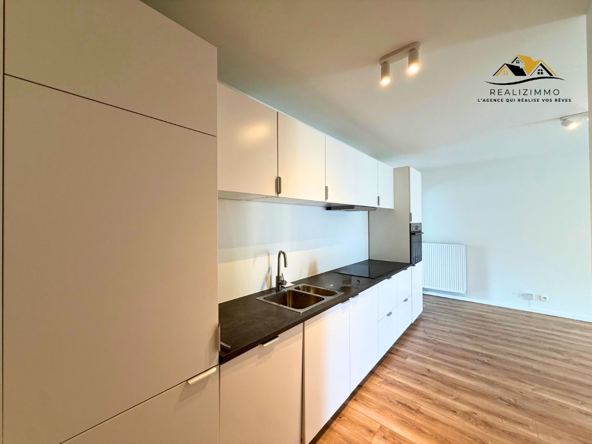 Apparemment entièrement rénové, 1 chambre à La Louvière