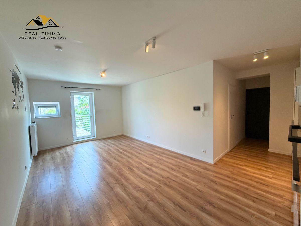 Apparemment entièrement rénové, 1 chambre à La Louvière