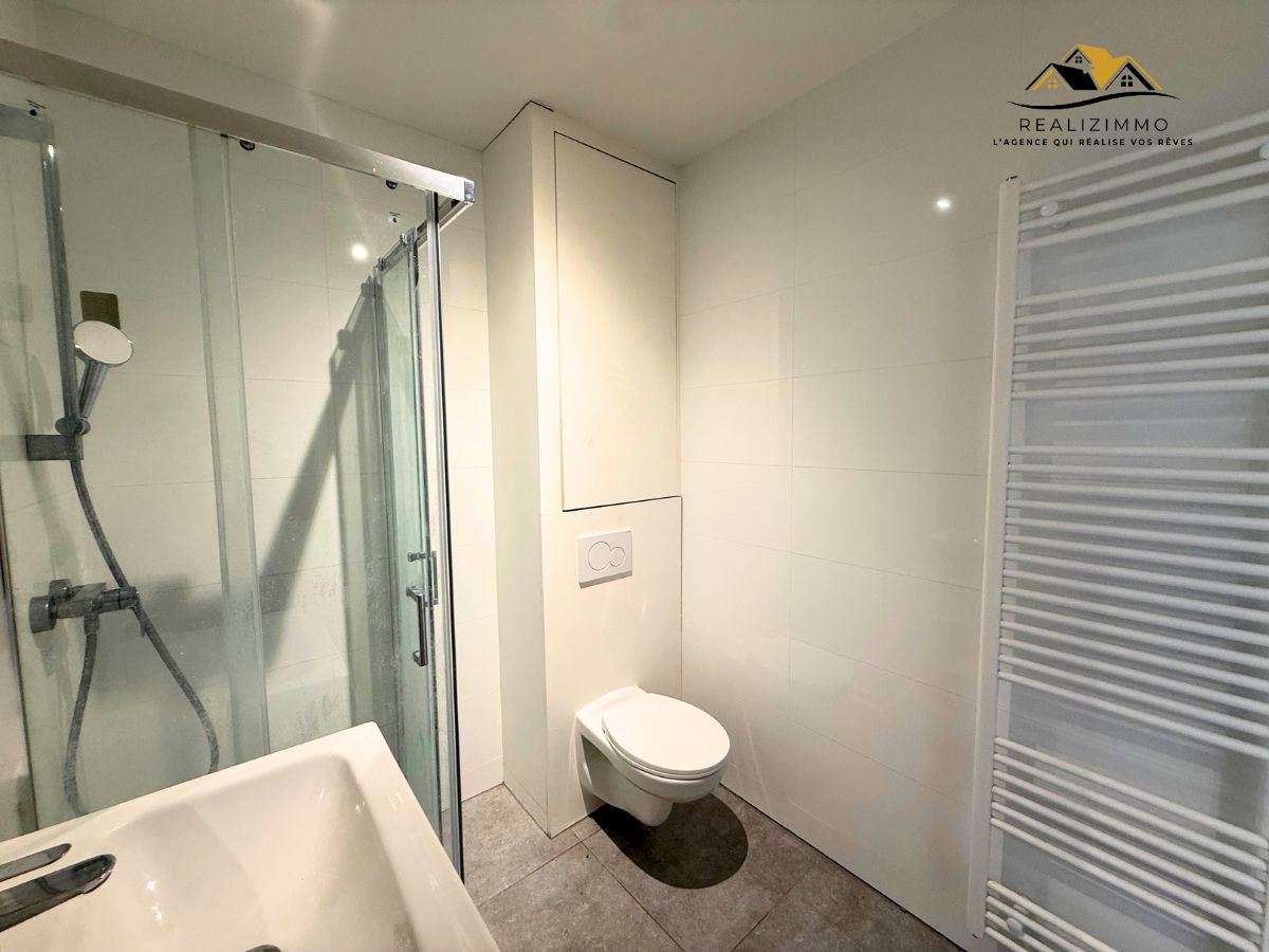Apparemment entièrement rénové, 1 chambre à La Louvière